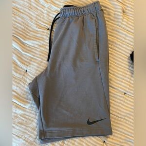 Nike Gray Athletic Shorts - Men’s MDT